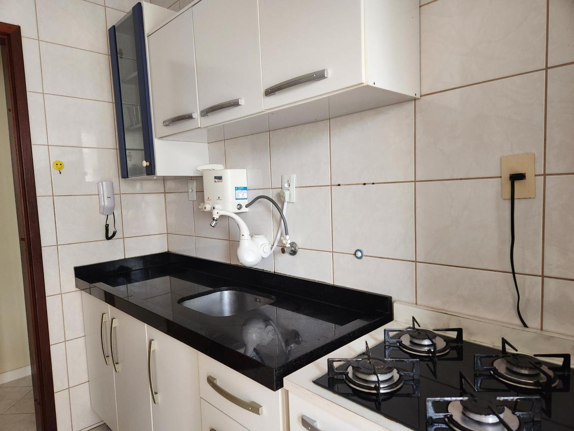 2 Quartos A 200mts Central, Garagem, Churrasqueira, Wi-fi 90 Mbps, Pet Friendly Apartamento *