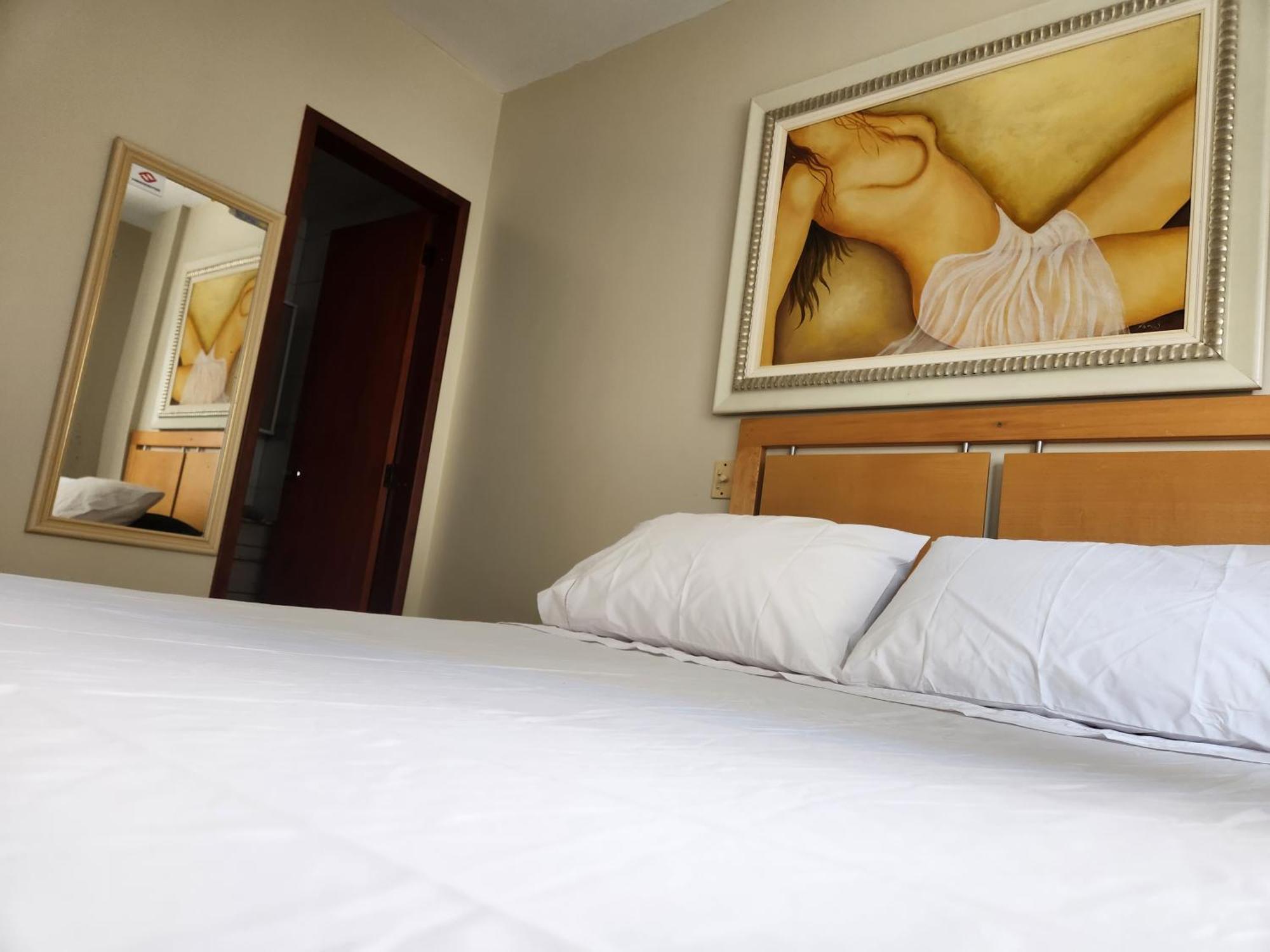 2 Quartos A 200mts Central, Garagem, Churrasqueira, Wi-fi 90 Mbps, Pet Friendly * Balneario Camboriu