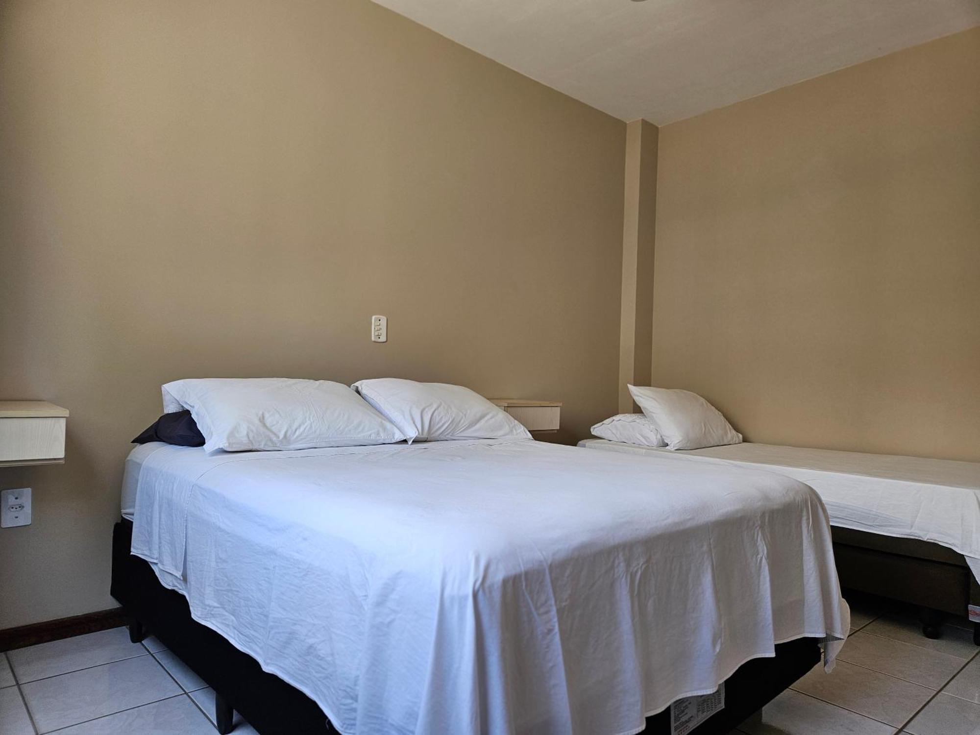 2 Quartos A 200mts Central, Garagem, Churrasqueira, Wi-fi 90 Mbps, Pet Friendly Apartamento