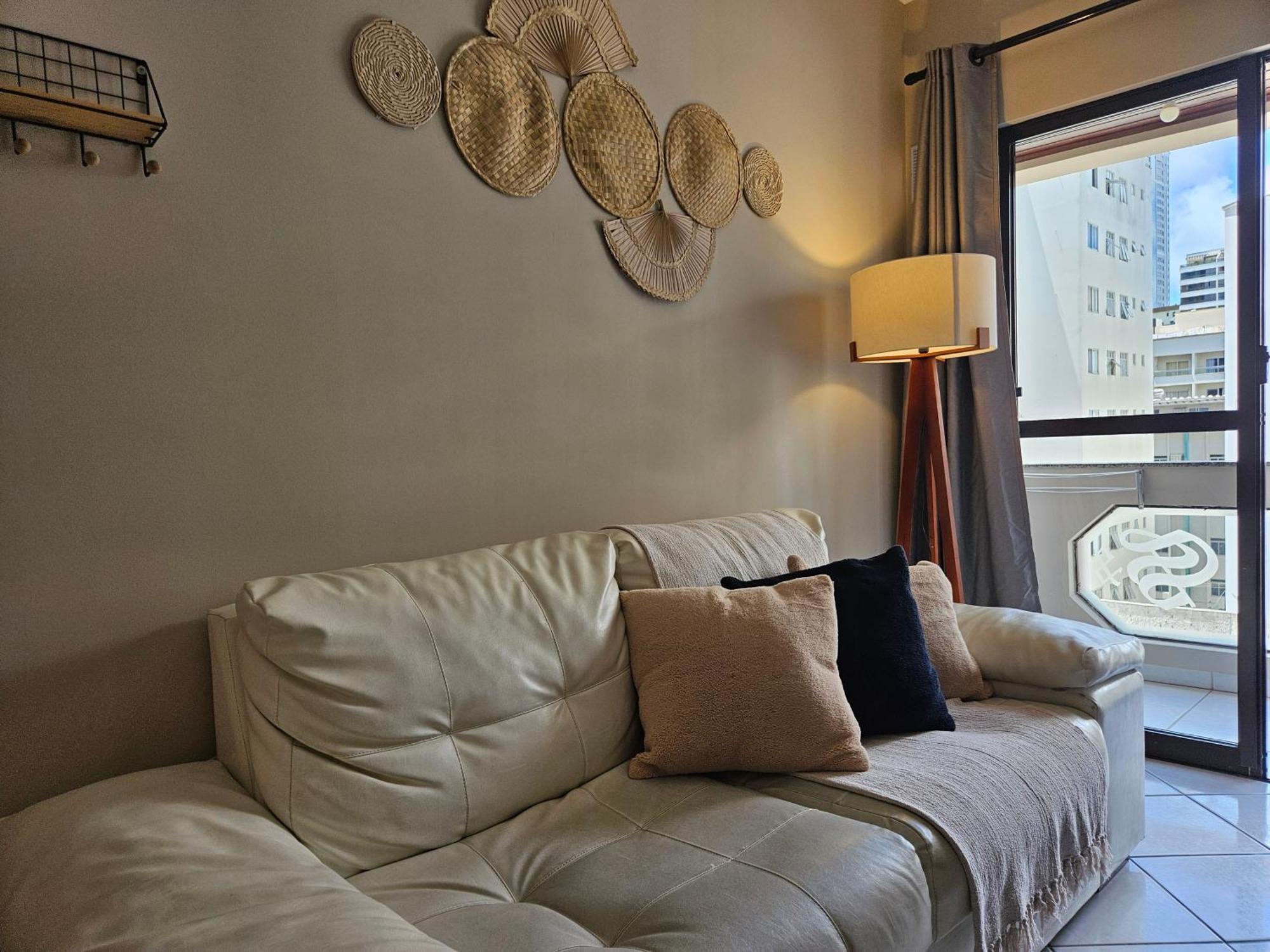 Apartamento 2 Quartos A 200mts Central, Garagem, Churrasqueira, Wi-fi 90 Mbps, Pet Friendly Balneario Camboriu