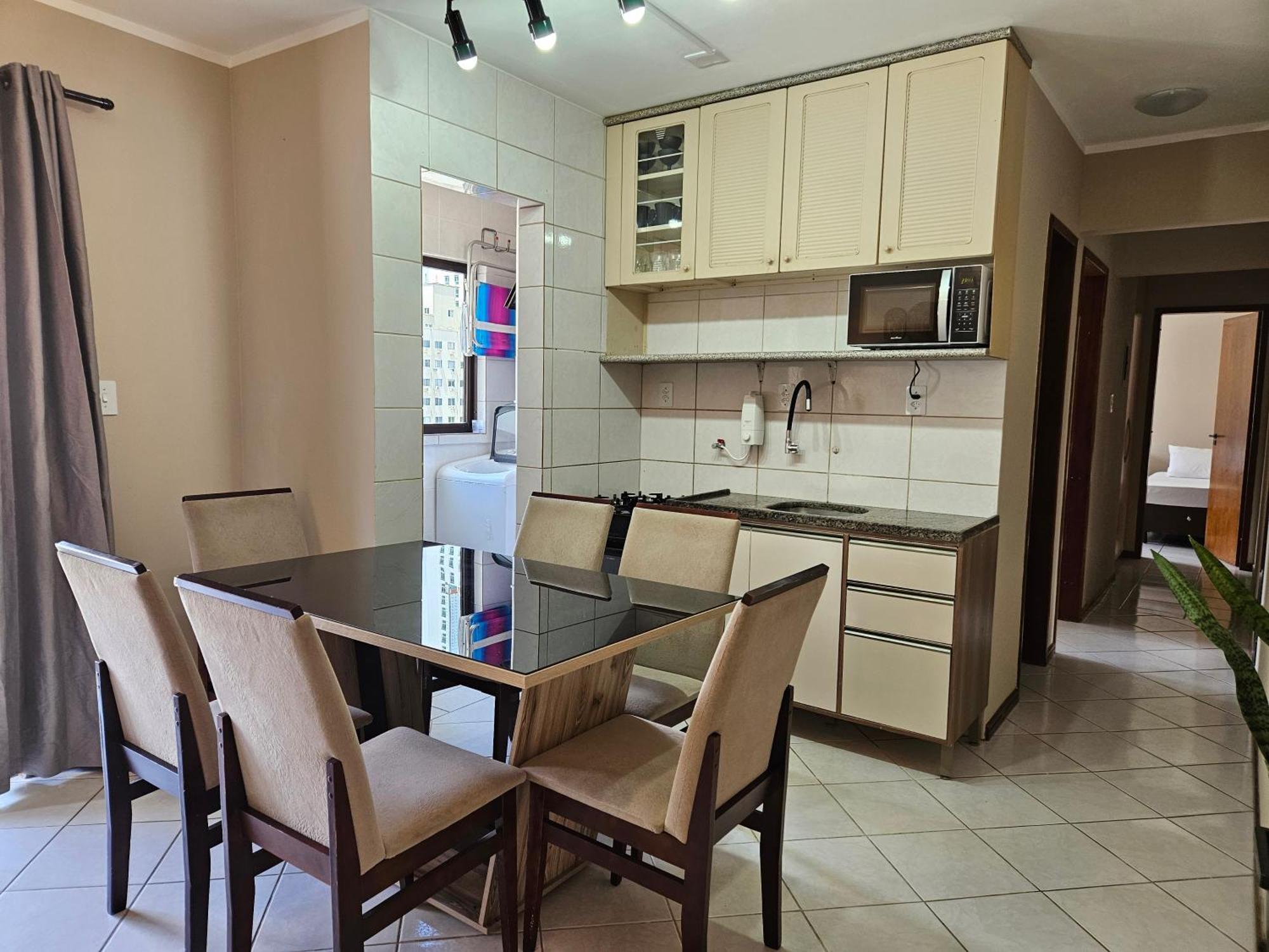 2 Quartos A 200mts Central, Garagem, Churrasqueira, Wi-fi 90 Mbps, Pet Friendly Apartamento Balneario Camboriu