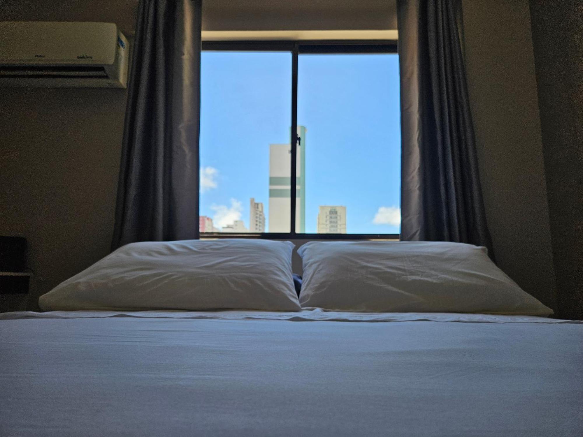 2 Quartos A 200mts Central, Garagem, Churrasqueira, Wi-fi 90 Mbps, Pet Friendly Apartamento